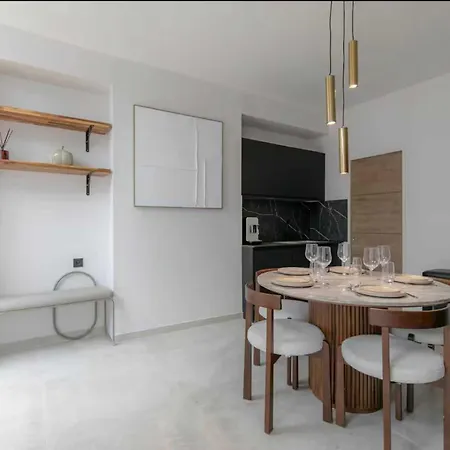 Stunning - 4br 8p - Gare De L'est Appartement