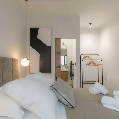 Appartement Stunning - 4br 8p - Gare De L'est