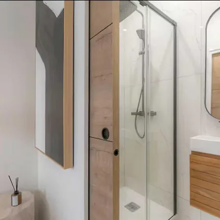 Stunning - 4br 8p - Gare De L'est Appartement