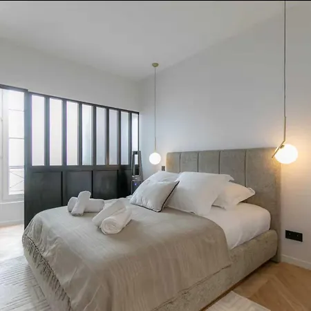 Stunning - 4br 8p - Gare De L'est